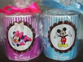 Caneca personalizada de aniversario minnie e mickey