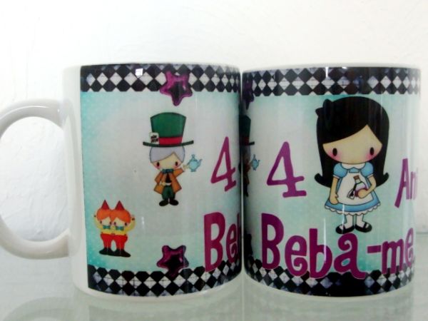 Caneca personalizada de aniversario